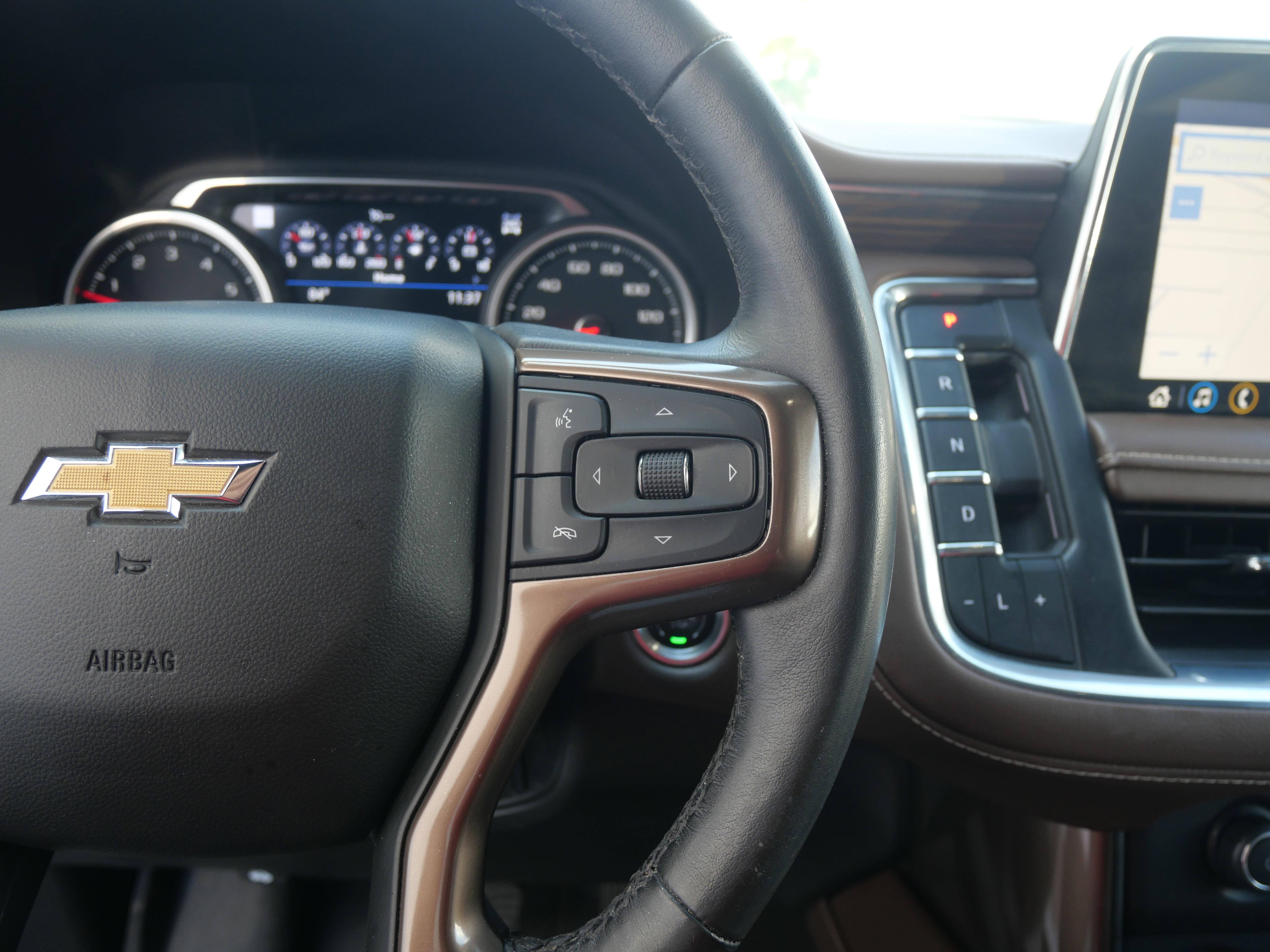Used 2021 Chevrolet Tahoe High Country w/ Premium Package image 15