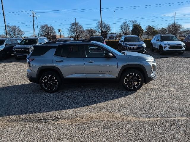 Used 2025 Chevrolet Equinox RS image 16