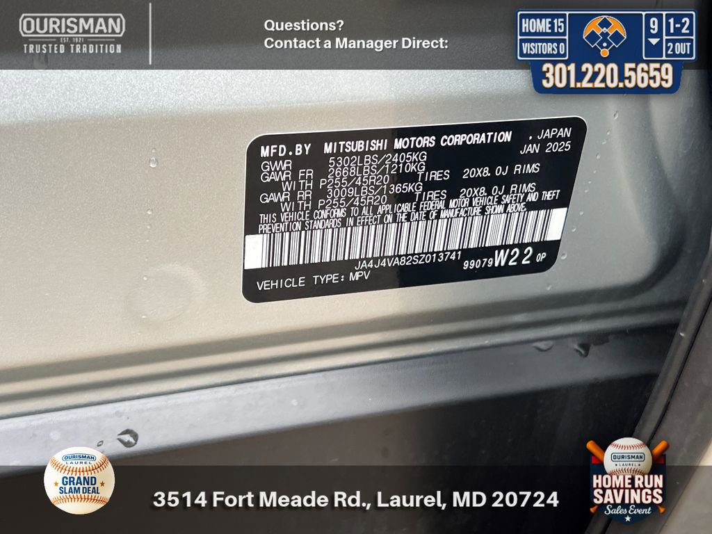 Used 2025 Mitsubishi Outlander SE image 32