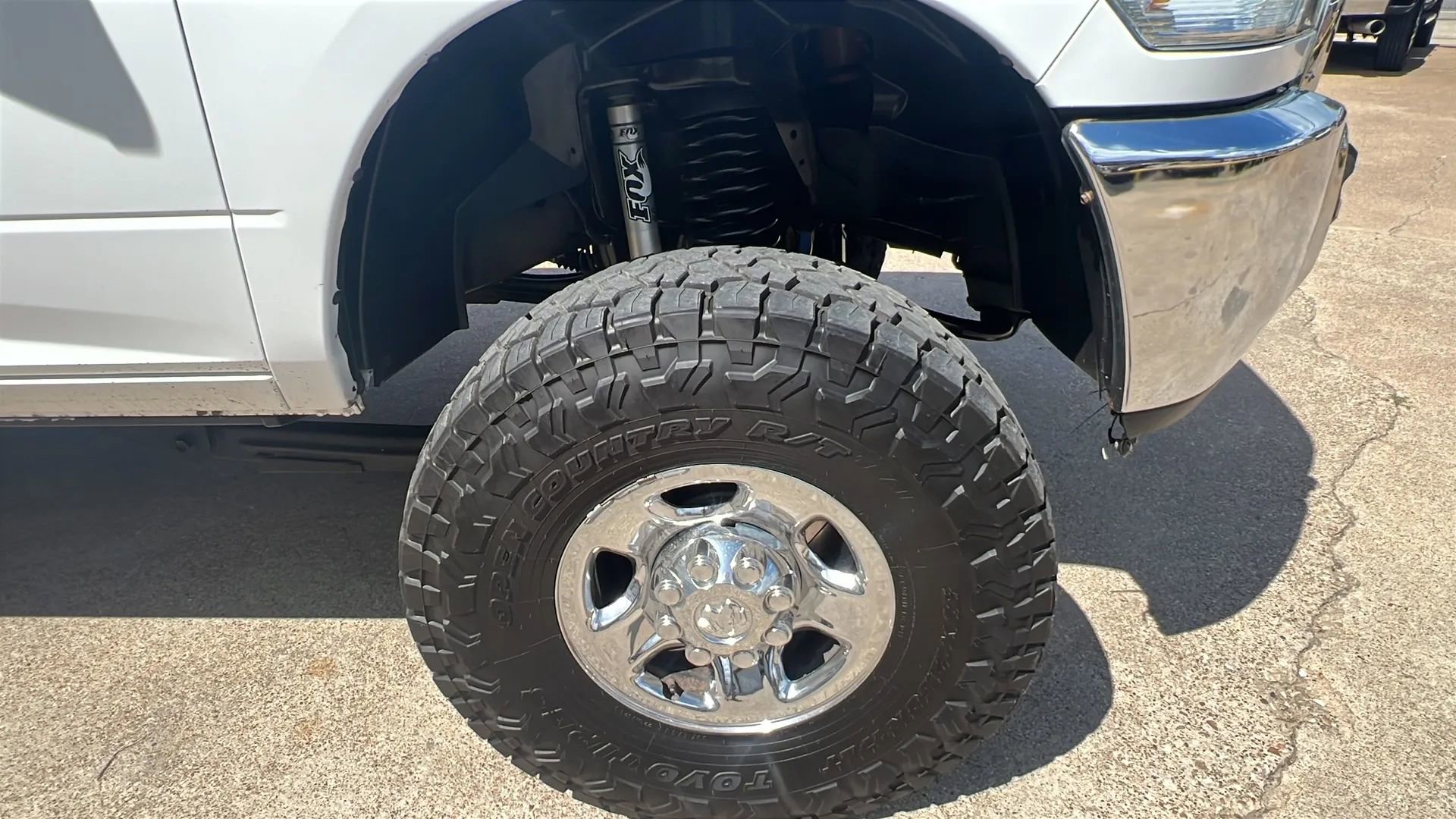 Used 2018 RAM 3500 Tradesman w/ Chrome Appearance Group AWD/4WD image 6