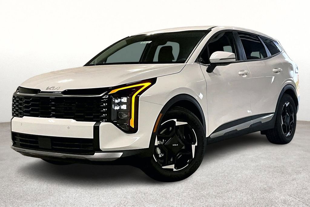 Used 2026 Kia Sportage EX FWD image 2