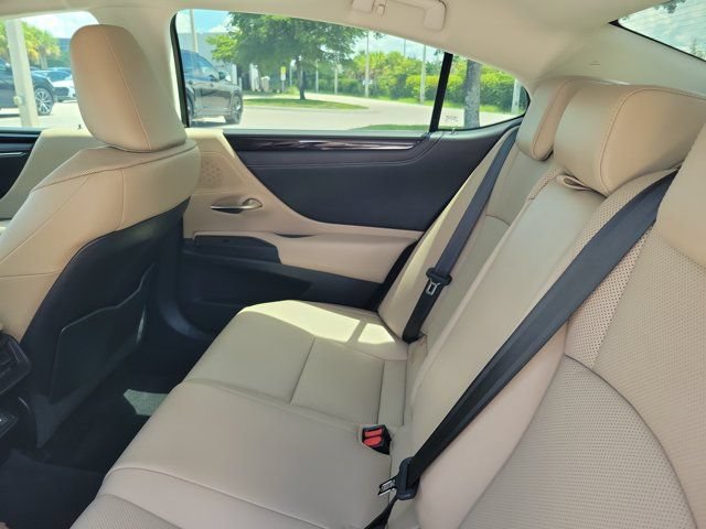 Used 2020 Lexus ES 350 w/ Premium Package FWD image 12