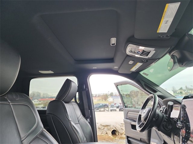Used 2019 RAM 3500 Limited image 16