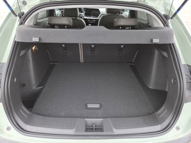 New 2026 Chevrolet Trax ACTIV w/ Sunroof Package image 24