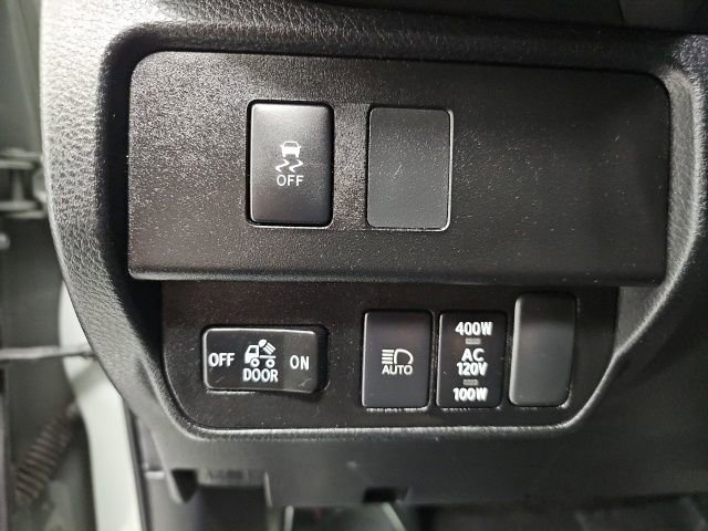Used 2023 Toyota Tacoma TRD Off-Road image 17