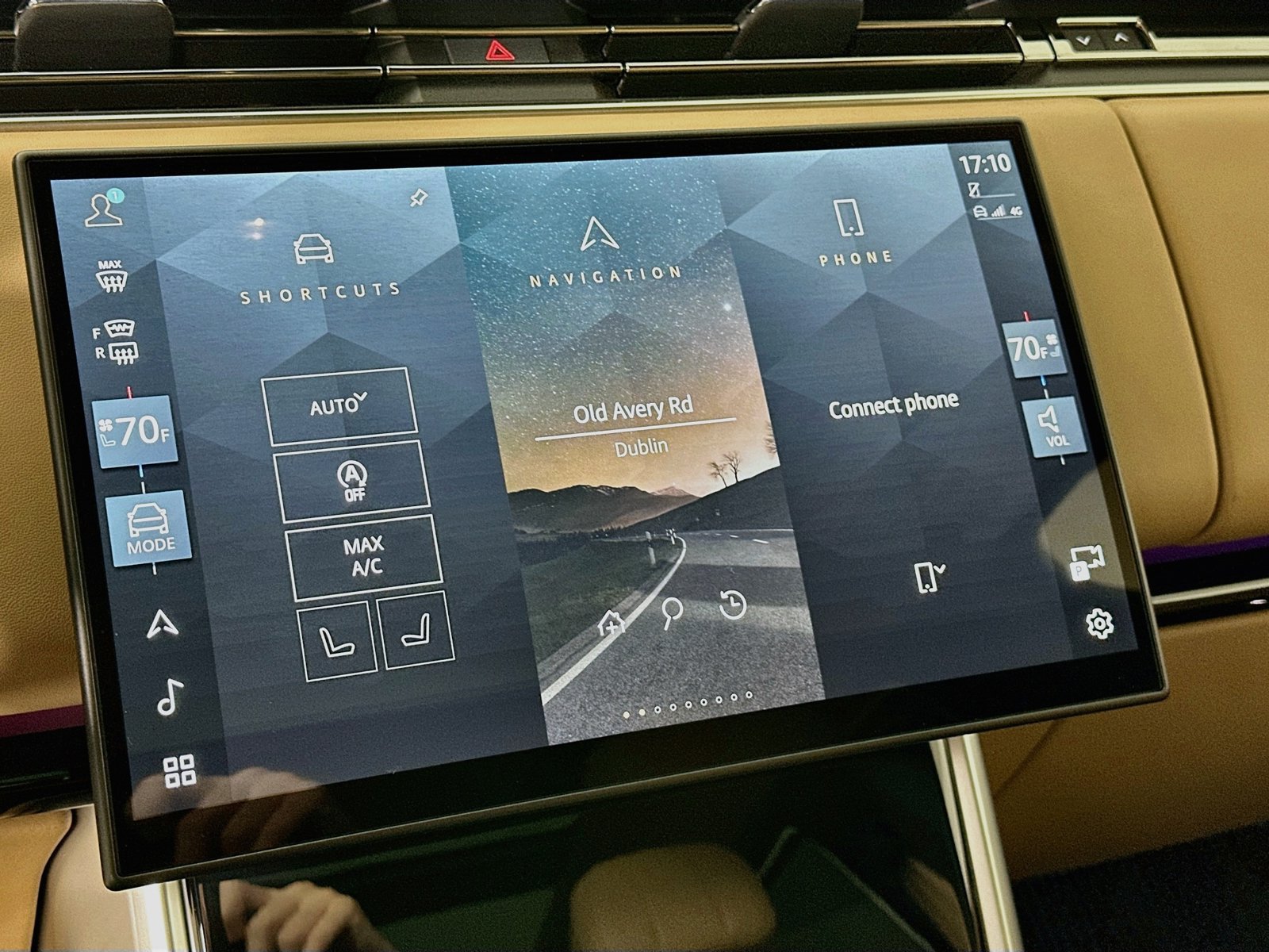 New 2026 Land Rover Range Rover SE AWD/4WD image 24