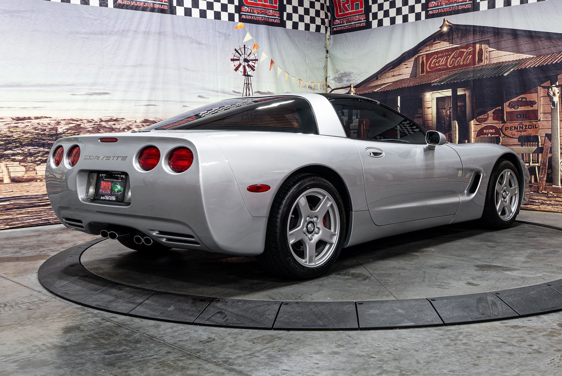 Used 1997 Chevrolet Corvette Coupe w/ Memory Pkg RWD image 5