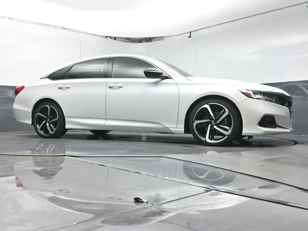 Used 2022 Honda Accord Sport image 28