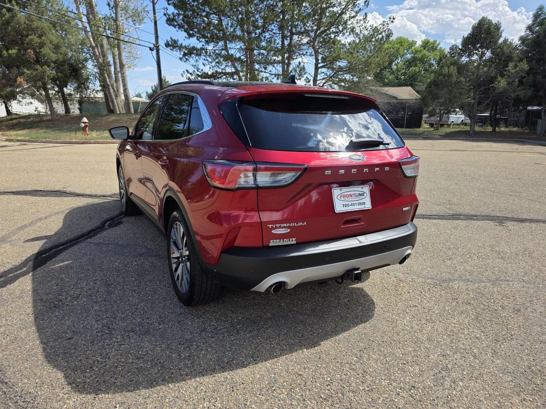 Used 2020 Ford Escape Titanium AWD/4WD image 4