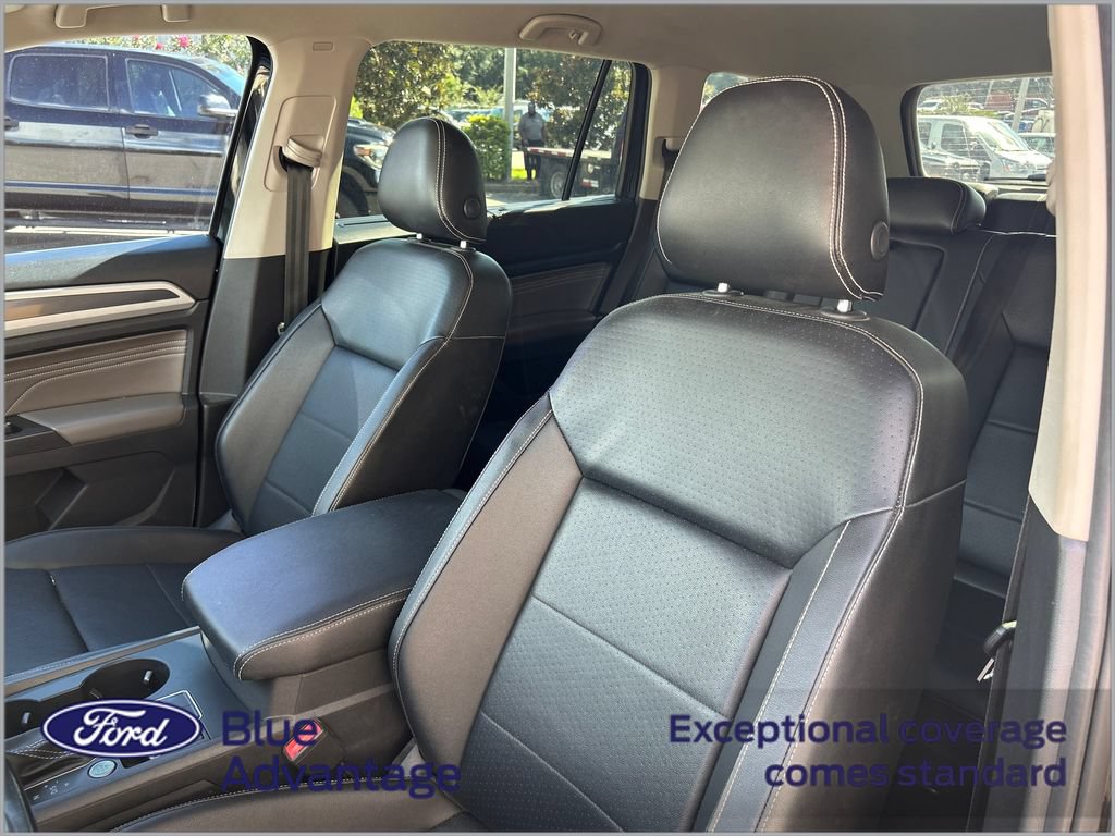 Used 2021 Volkswagen Atlas SE w/ Towing Package FWD image 11
