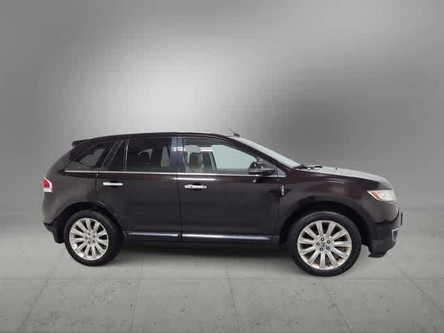 Used 2013 Lincoln MKX AWD image 9
