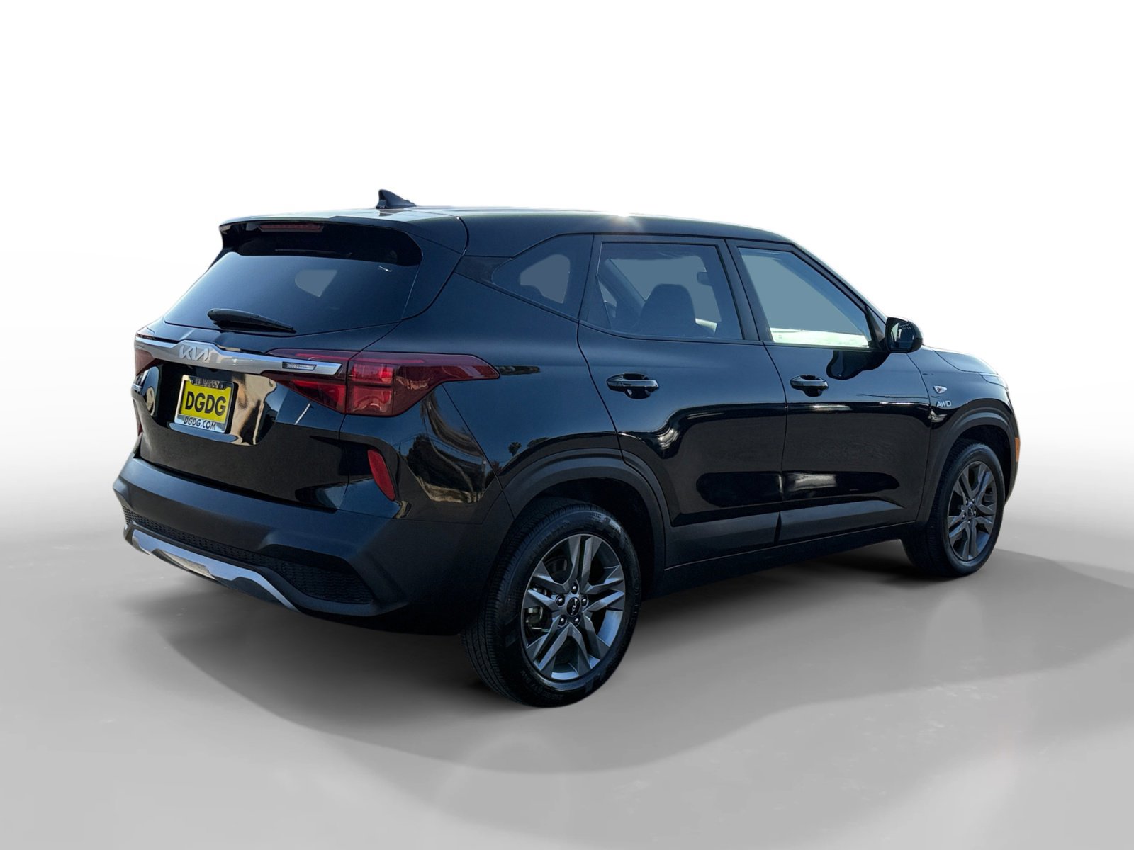 Used 2023 Kia Seltos LX image 5