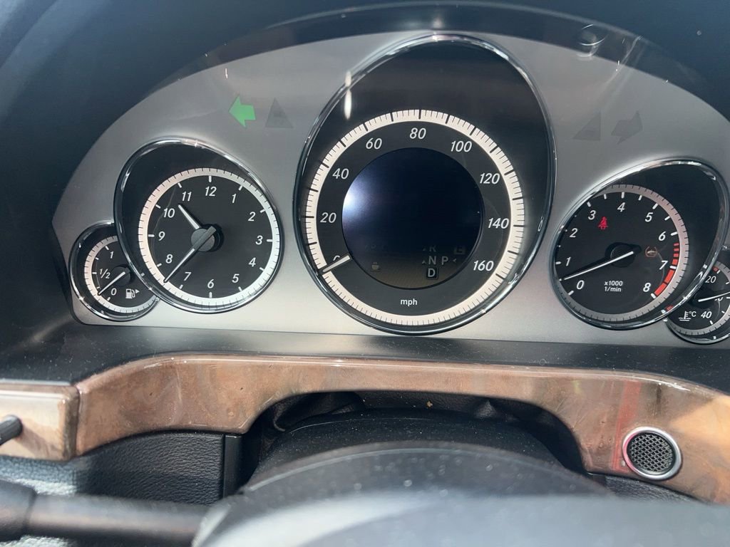 Used 2012 Mercedes-Benz E 350 4MATIC Sedan image 7
