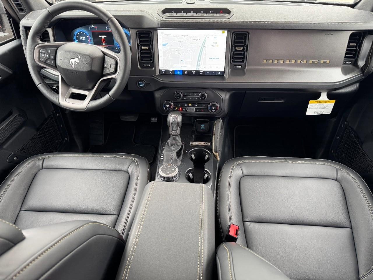 New 2025 Ford Bronco Badlands image 6