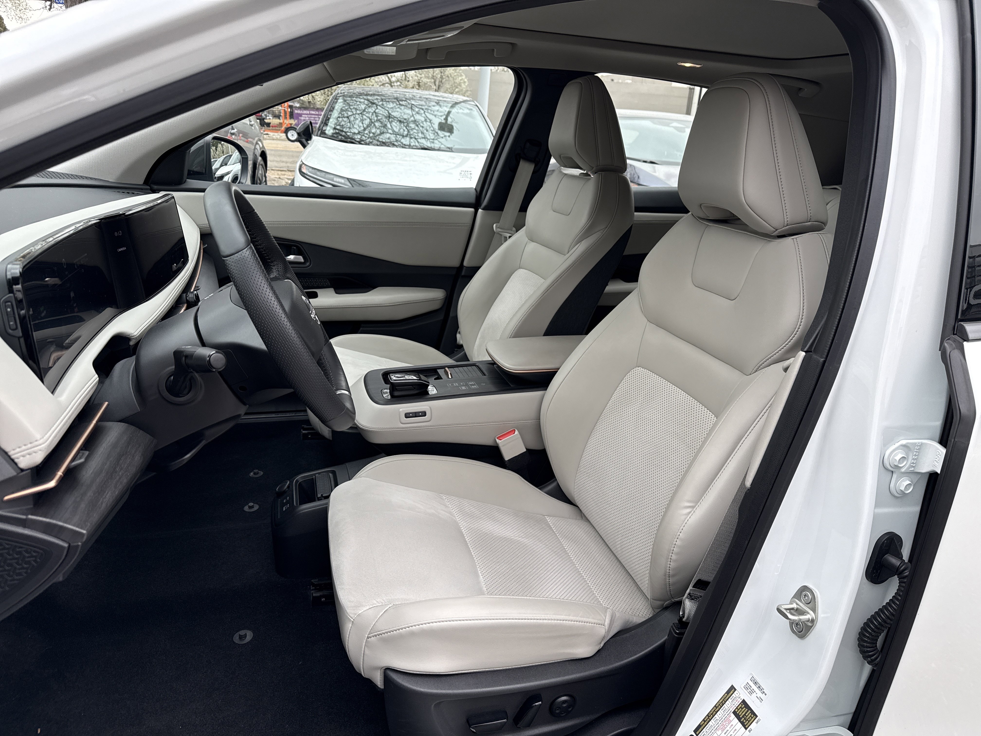 Certified 2024 Nissan Ariya AWD image 16