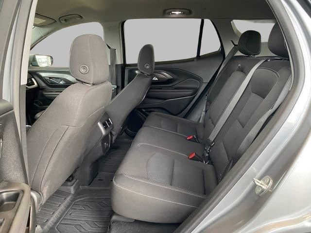 Used 2023 GMC Terrain SLE w/ LPO, Floor Liner Package image 21