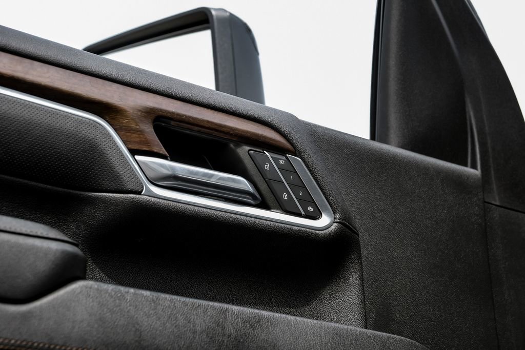 Used 2024 Chevrolet Silverado 2500 High Country w/ High Country Premium Package image 54