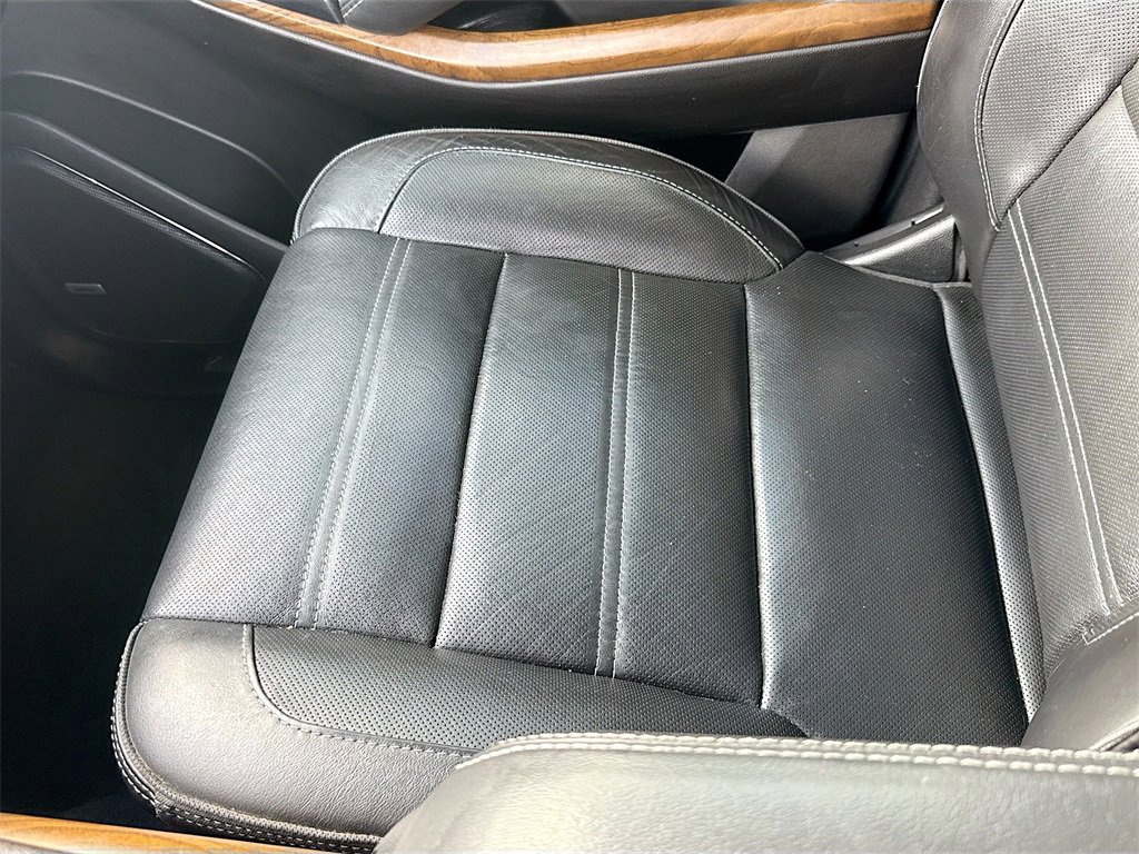 Used 2020 GMC Yukon XL Denali image 22