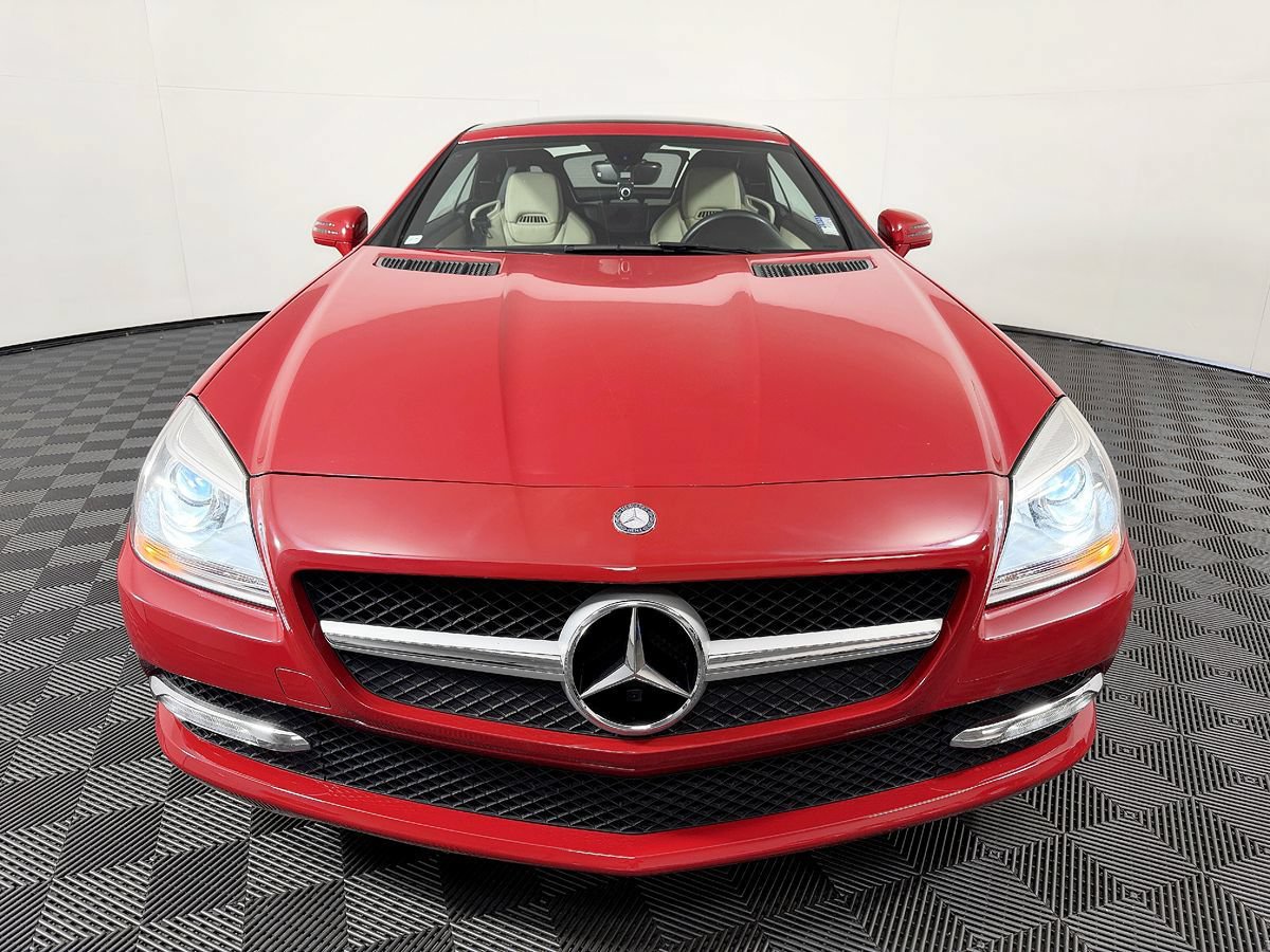 Used 2015 Mercedes-Benz SLK 250 image 4