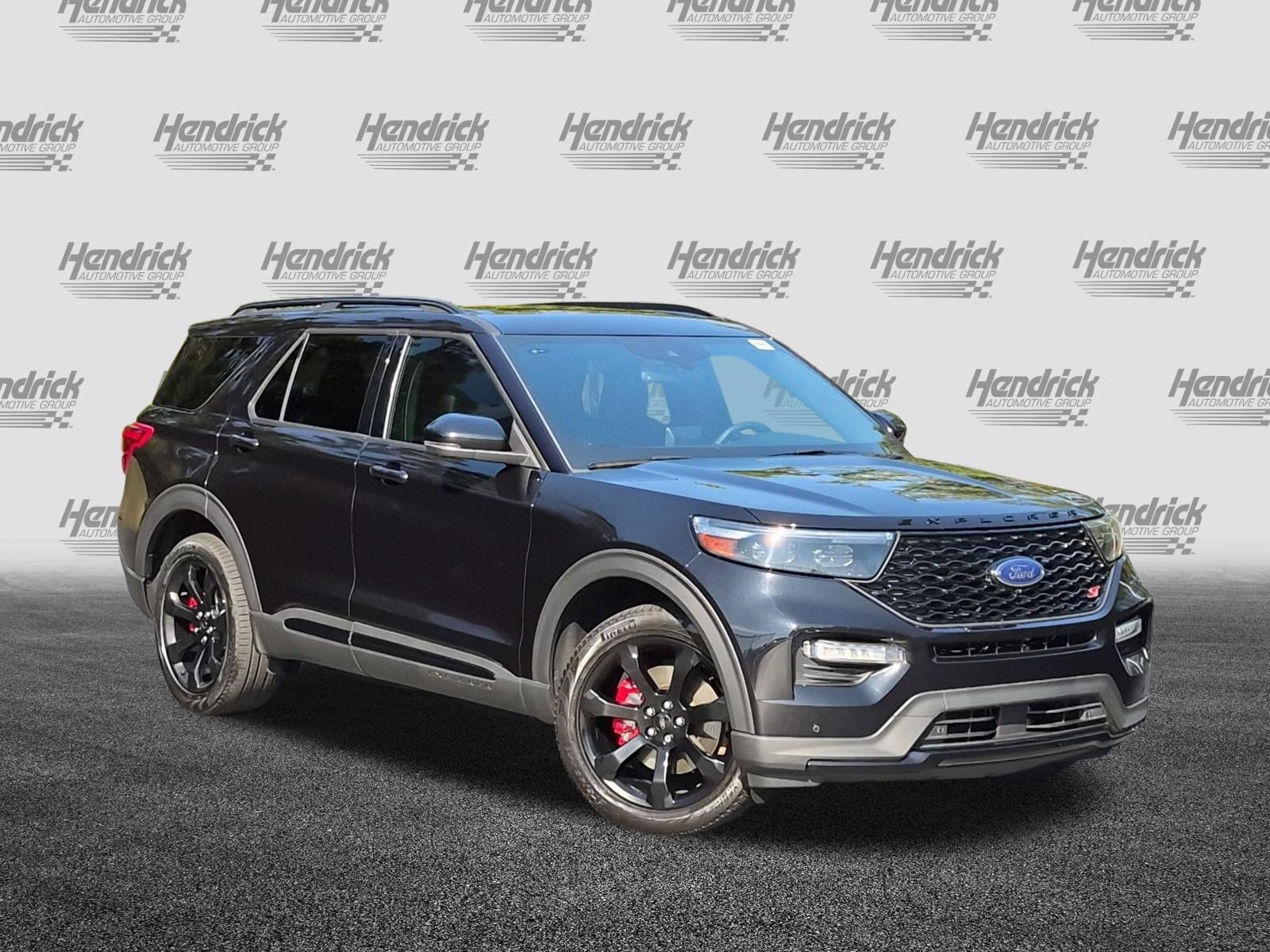 Used 2023 Ford Explorer ST w/ Equipment Group 401A AWD/4WD image 2