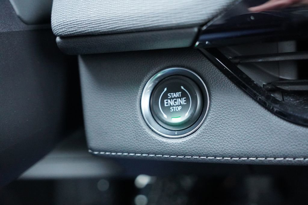 Certified 2025 Buick Enclave Preferred image 32