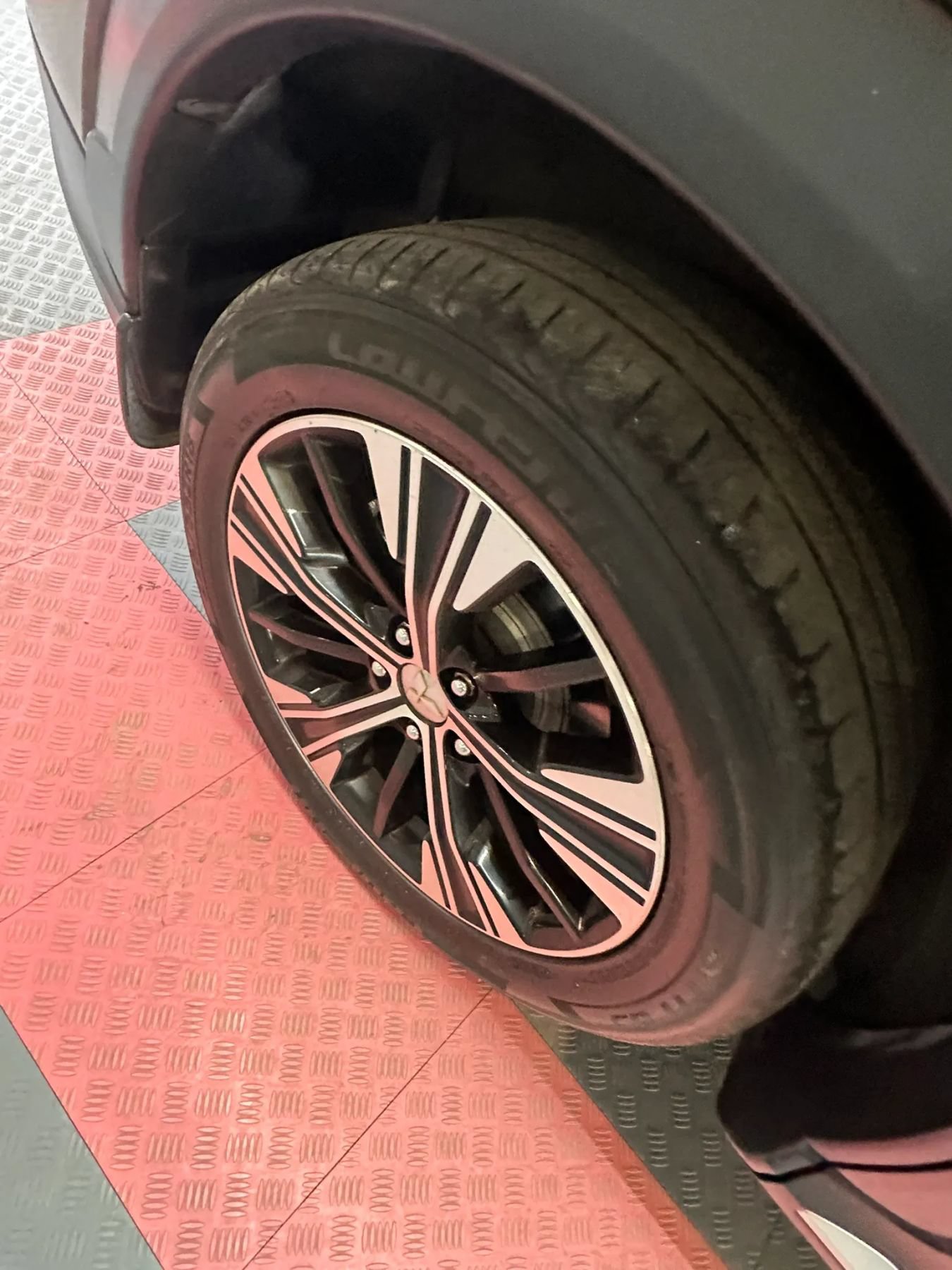 Used 2018 Mitsubishi Eclipse Cross SEL AWD/4WD image 35