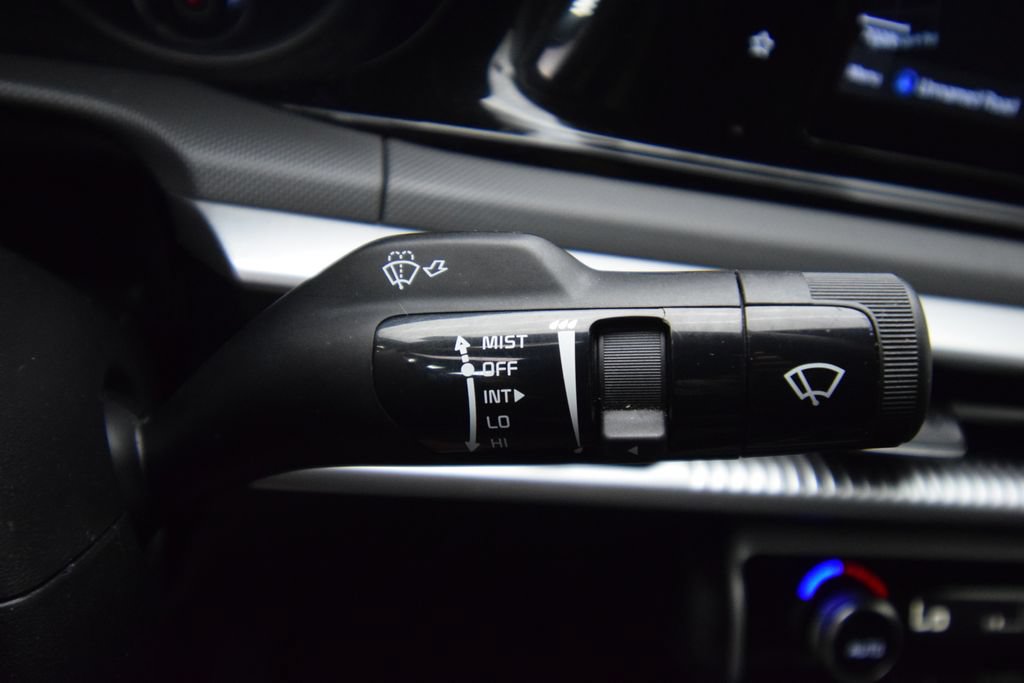 Used 2022 Kia K5 GT-Line FWD image 36