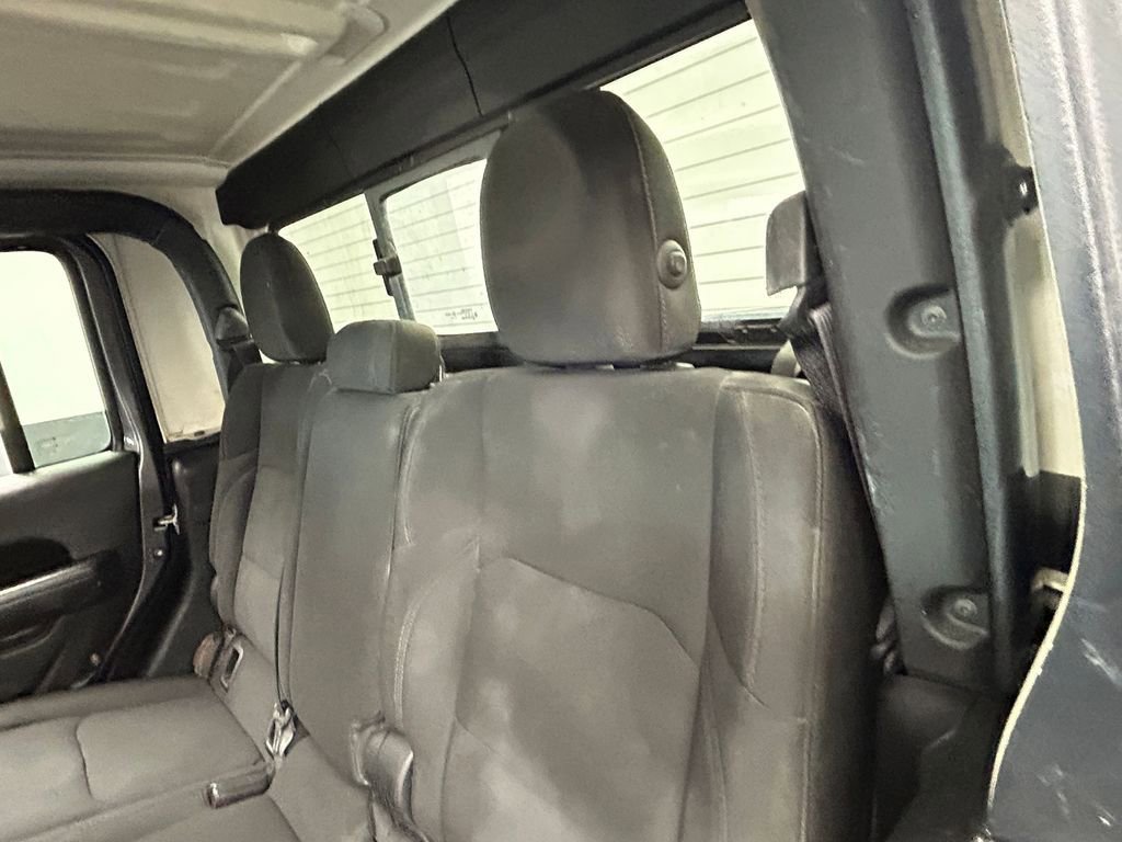 Used 2022 Jeep Gladiator Sport image 27