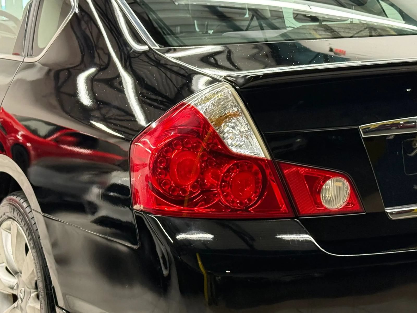 Used 2007 INFINITI M35 x w/ Technology Pkg AWD/4WD image 12