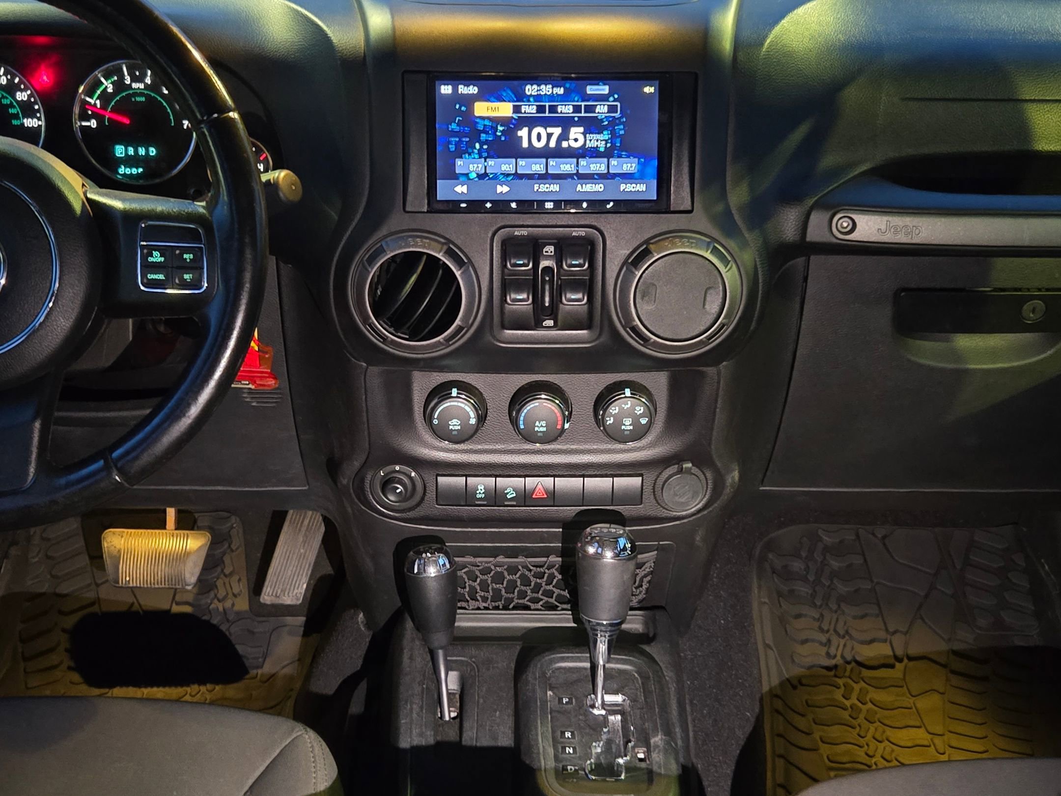 Used 2016 Jeep Wrangler Unlimited Sport w/ Quick Order Package 24S image 16