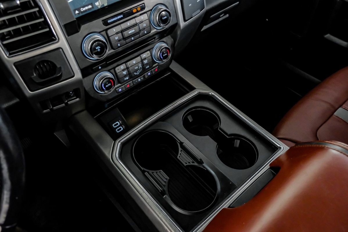 Used 2018 Ford F350 Platinum w/ Platinum Ultimate Package image 25