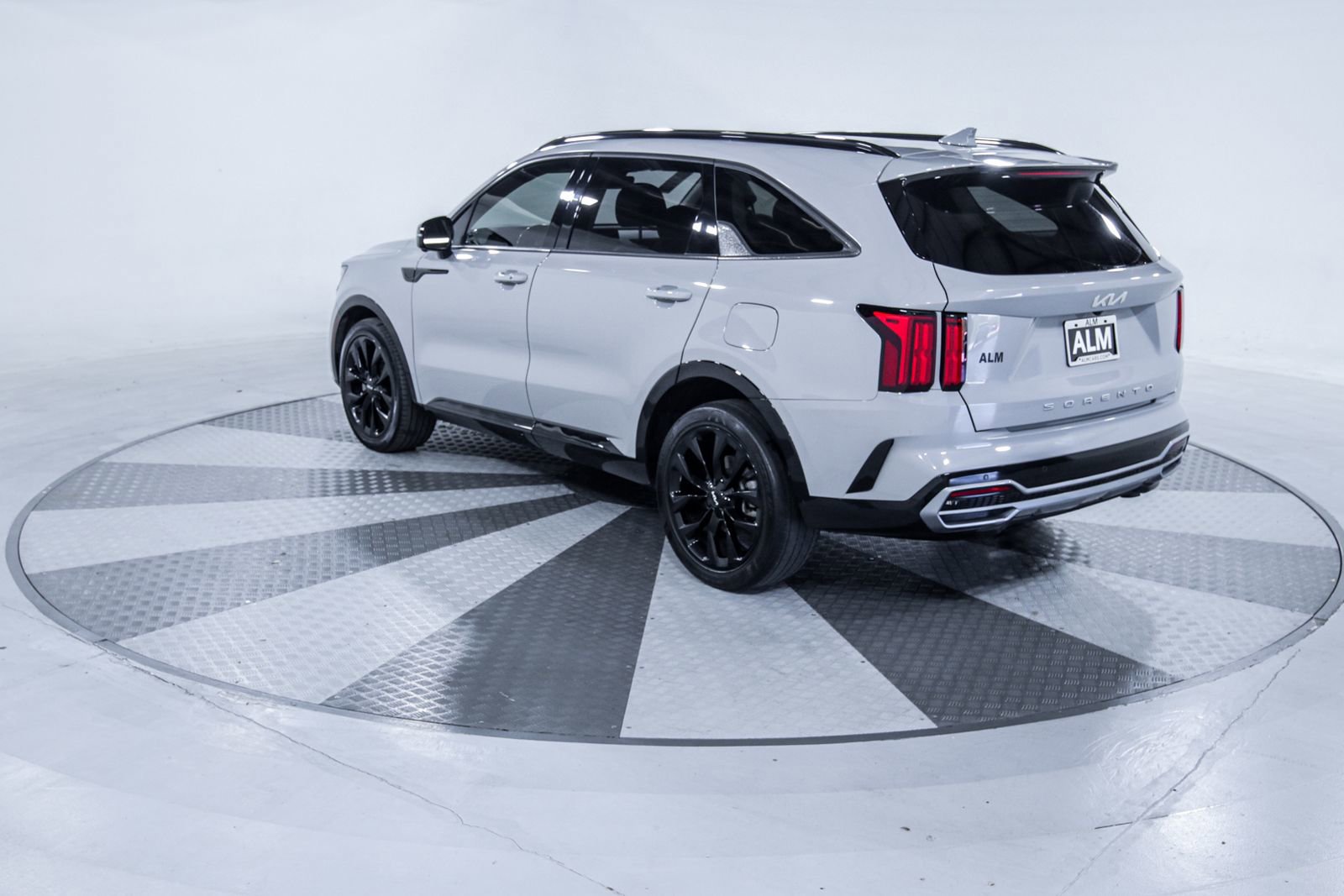 Used 2022 Kia Sorento SX image 6