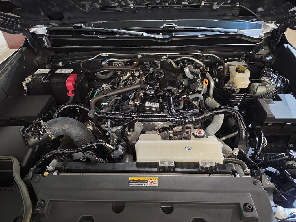 Used 2024 Toyota Tacoma TRD Off-Road AWD/4WD image 17