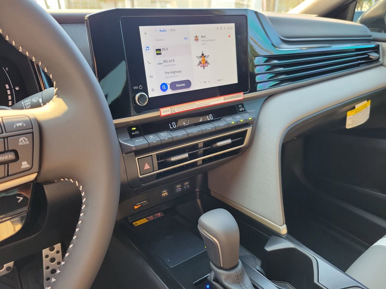 New 2026 Toyota Camry SE image 23