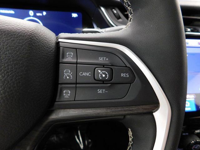 Used 2024 Jeep Grand Cherokee L Limited w/ Luxury Tech Group II image 38