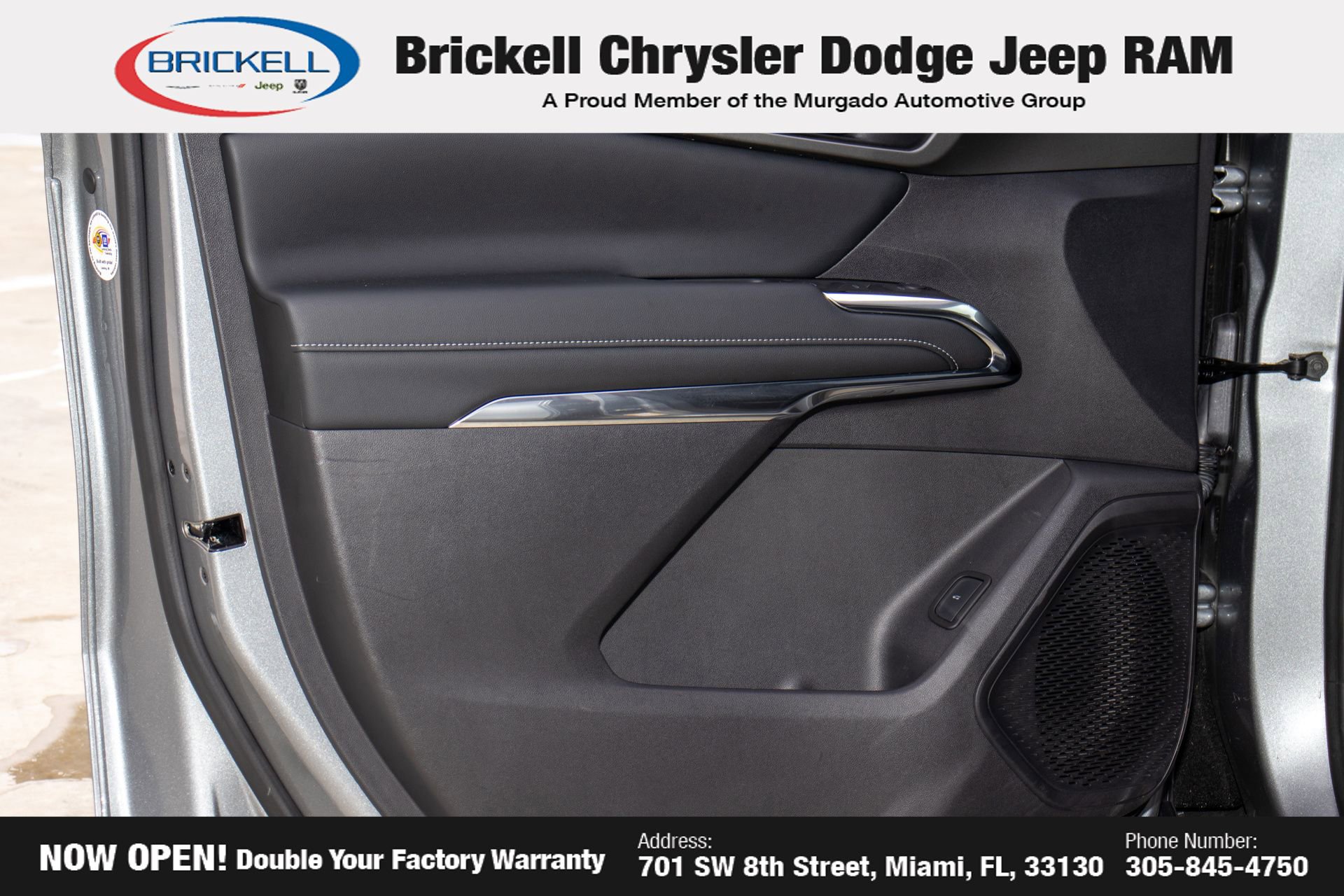 Used 2024 Chevrolet Traverse LT FWD image 11