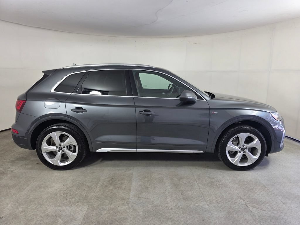 Used 2024 Audi Q5 2.0T Premium Plus AWD/4WD image 3