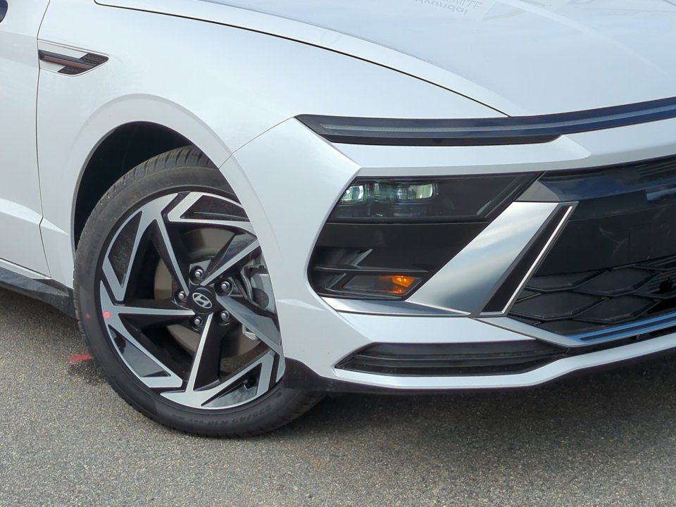 New 2026 Hyundai Sonata SEL FWD image 16