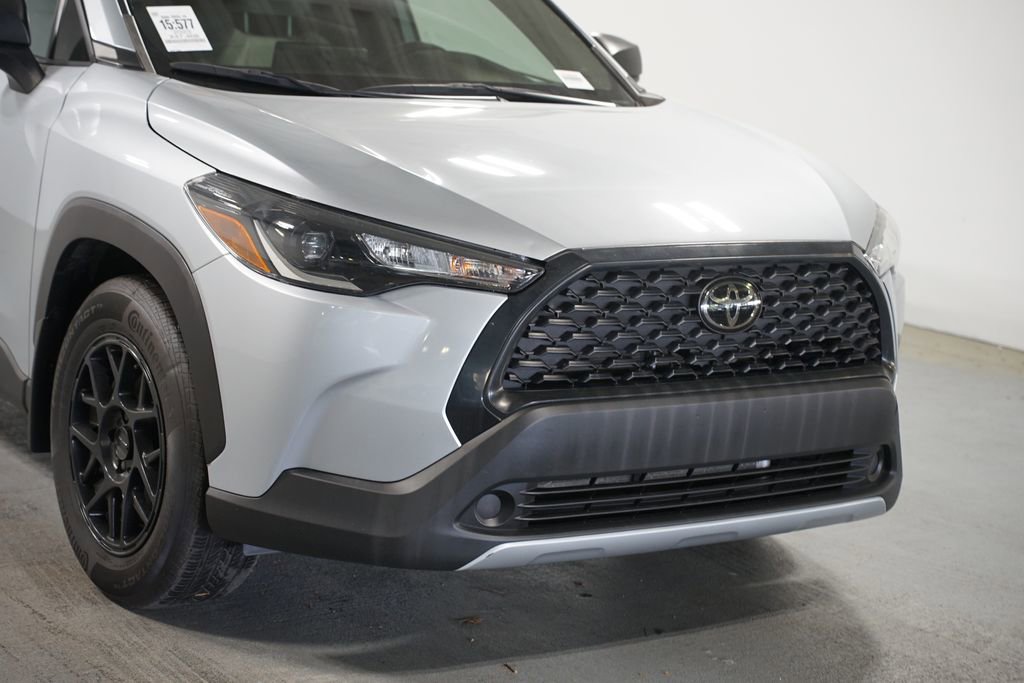 Used 2023 Toyota Corolla Cross L FWD image 4