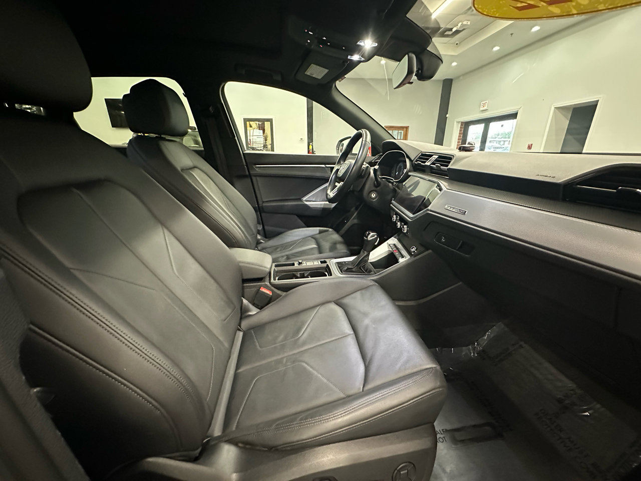 Used 2022 Audi Q3 2.0T Premium image 14