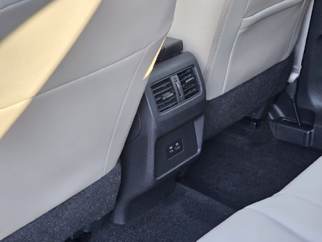 Used 2023 Nissan Rogue SV w/ SV Premium Package AWD/4WD image 27