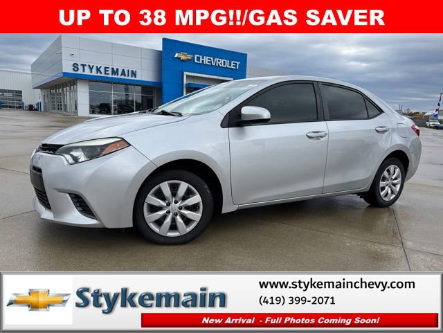 Used 2016 Toyota Corolla LE FWD image 1