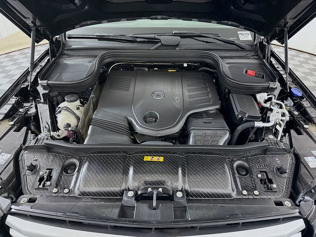 New 2026 Mercedes-Benz GLS 450 4MATIC image 33