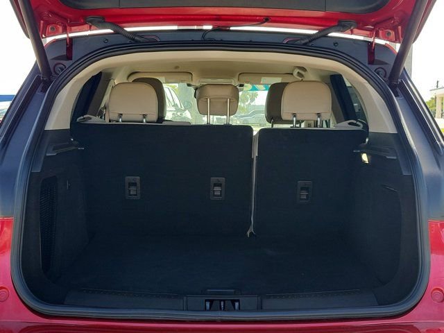 Certified 2025 Lincoln Corsair FWD image 12