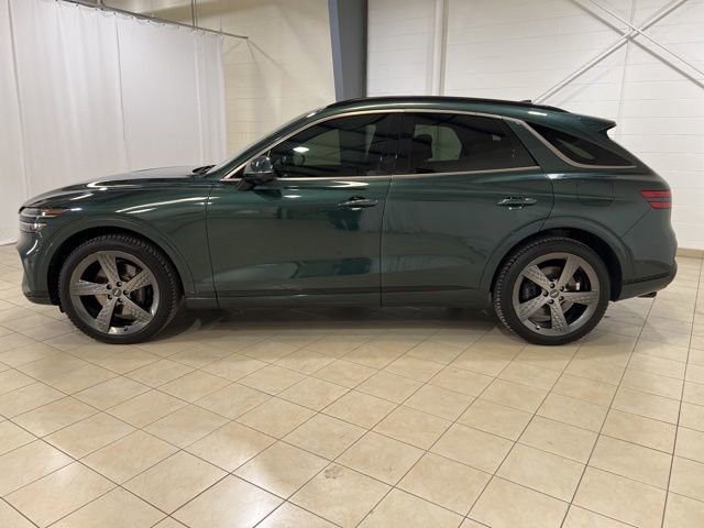 Used 2023 Genesis GV70 3.5T Sport w/ Sport Prestige Package image 2