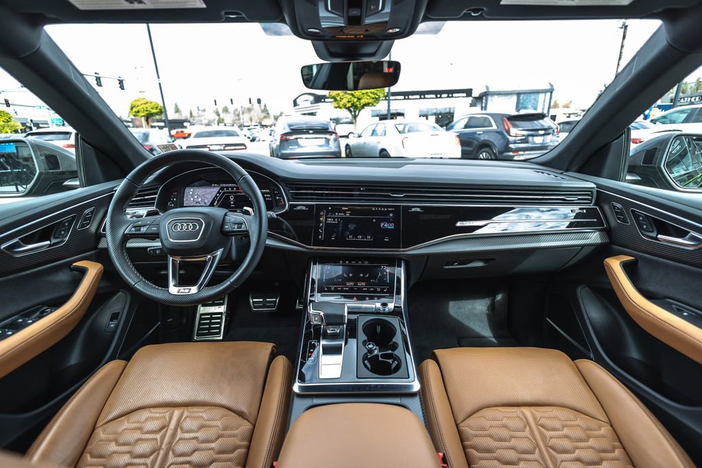 Used 2023 Audi RS Q8 image 24