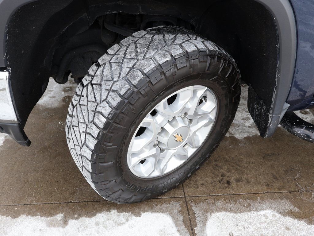 Certified 2021 Chevrolet Silverado 3500 LTZ w/ LTZ Convenience Package image 48