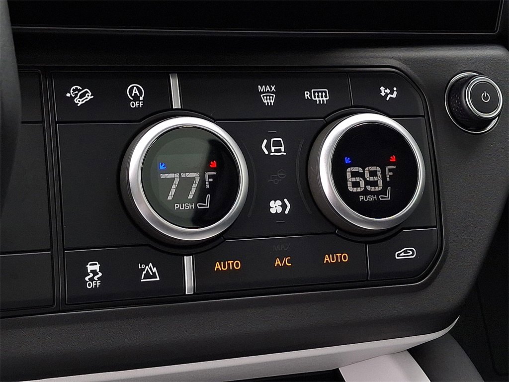 Used 2026 Land Rover Defender 110 S image 21