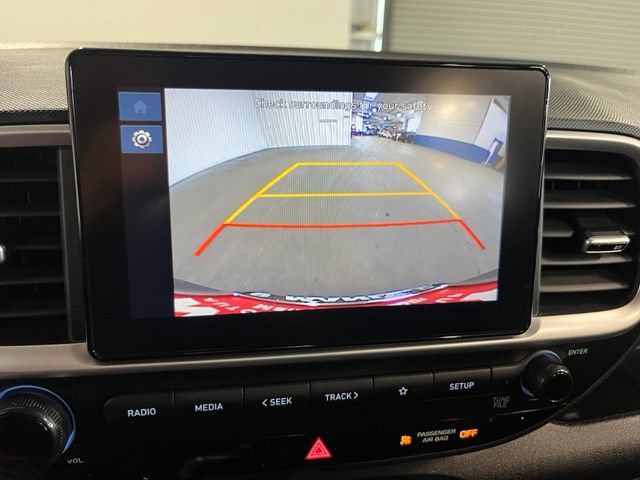 Used 2025 Hyundai Venue SEL FWD image 28