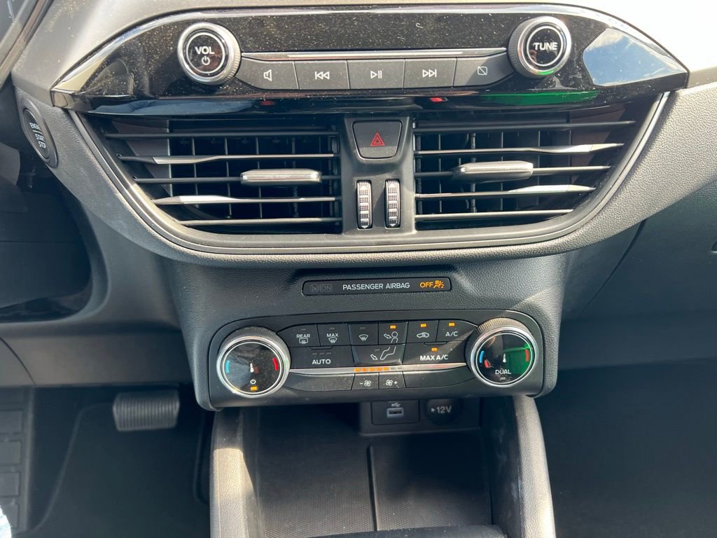 Used 2023 Ford Escape Active image 28